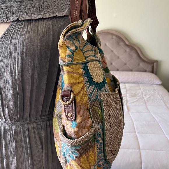 Fossil Canvas Multi-Pattern Shoulder Bag Medium - Picture 7 of 10